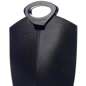 ‼️FINAL SALE✅Louis Vuitton Blk Epi Leather handbag